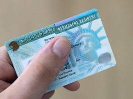 EE.UU. cierra brecha económica a los dueños de la «green card»