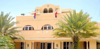 Cancillería confirma salida del país de nueve miembros de Embajada de Cuba y sus familiares